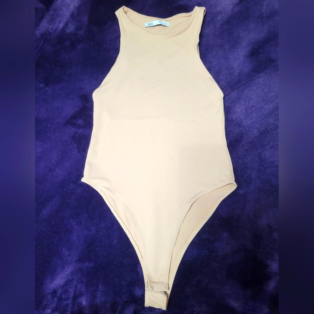 ZARA Bodysuit High Neck Racerback Seamless Sleeveless Size S Nude Tan Color